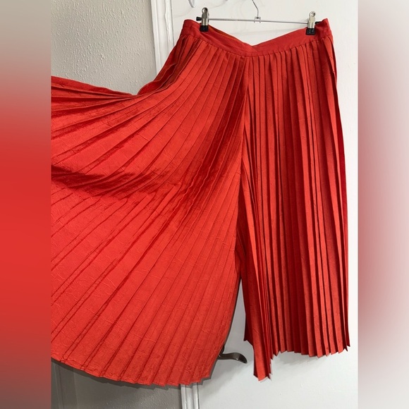 VINCE - High-waist Pleated Culotte - size 6 - Pants In Paprika - Picture 9 of 12